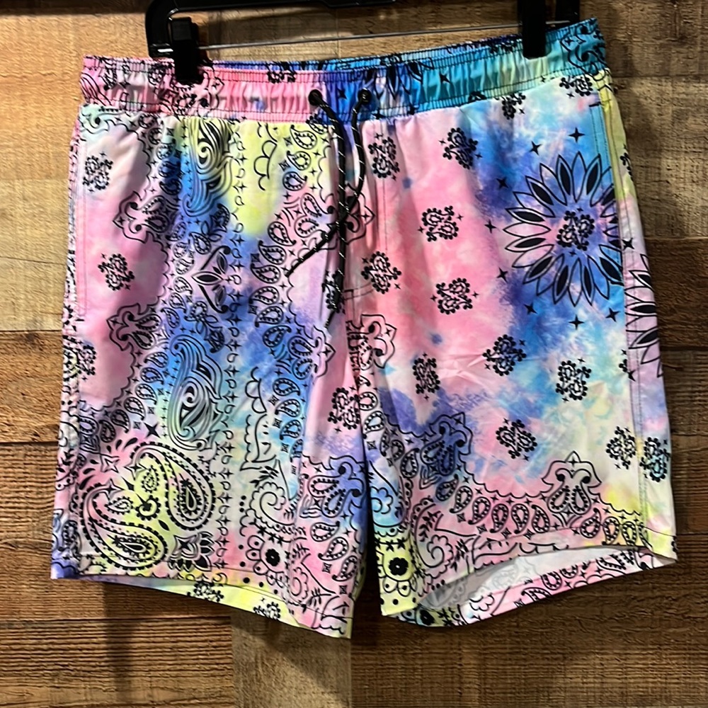 Fashion Nova swim trunks men's medium